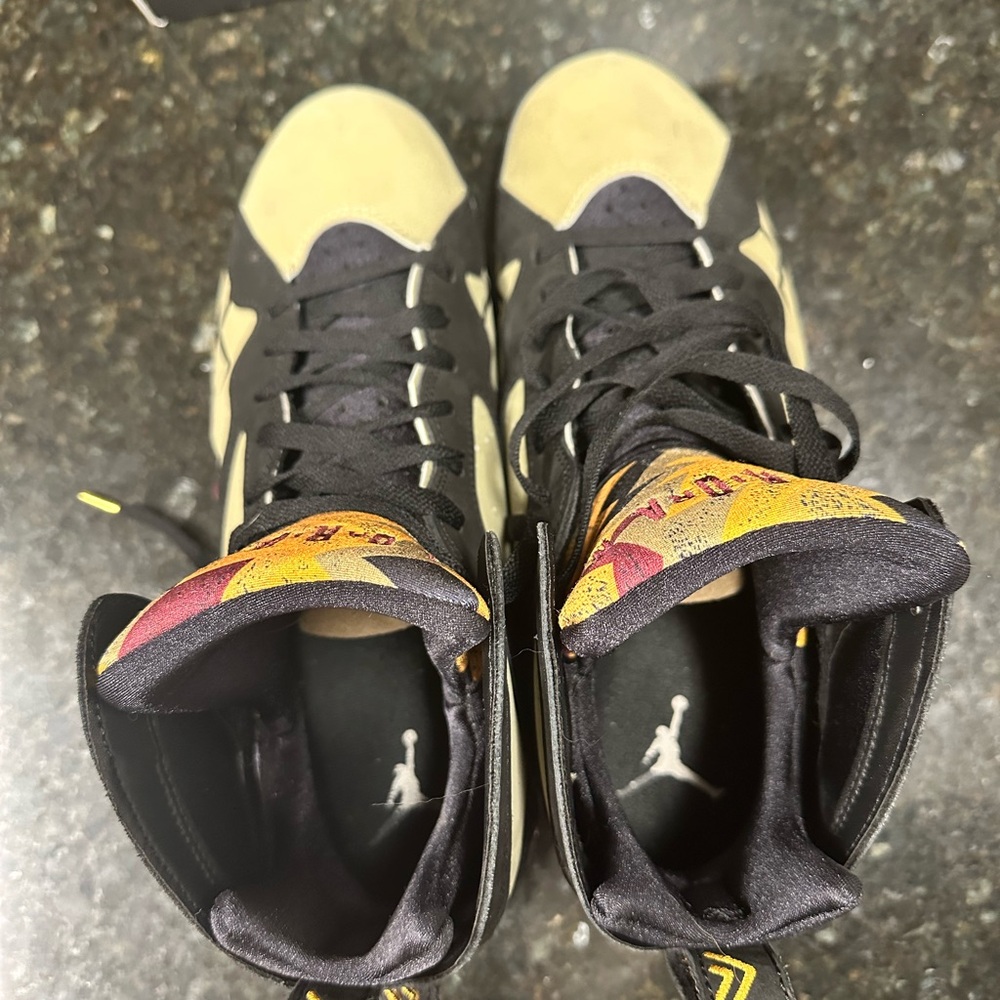 Jordan 7 Retro Olive - Picture 7 of 8